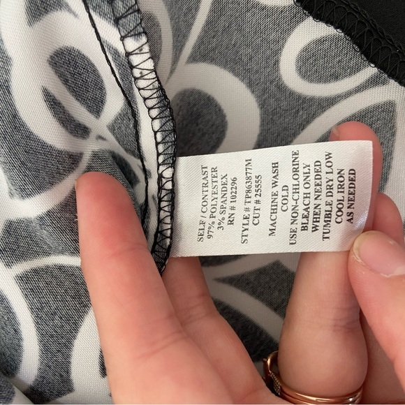 NWOT | Connected Apparel women’s sleeveless black white patterned zip dress — 14 - Picture 6 of 6